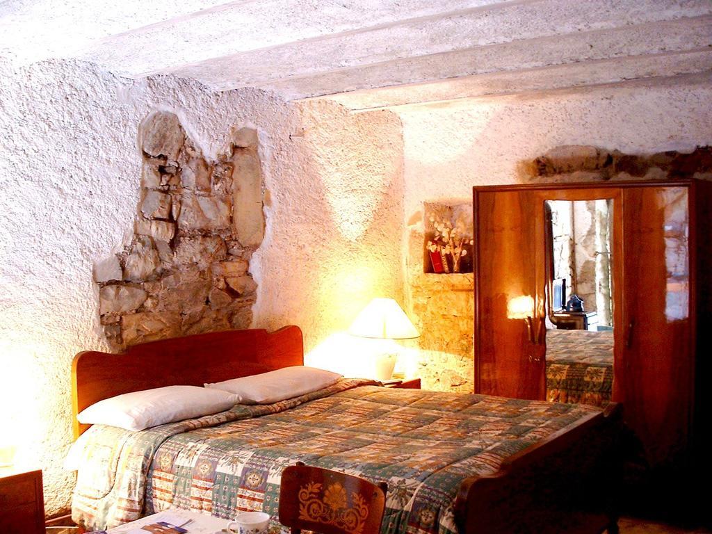 Medieval Village B&B Ne Pokoj fotografie